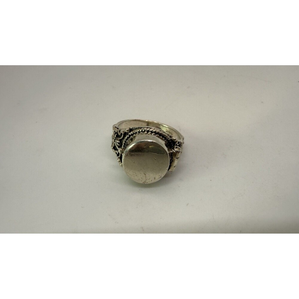 Vintage Sterling Silver Celtic Poison Ring Hinged Lid Statement Ring Size 7.75 - Picture 7 of 13